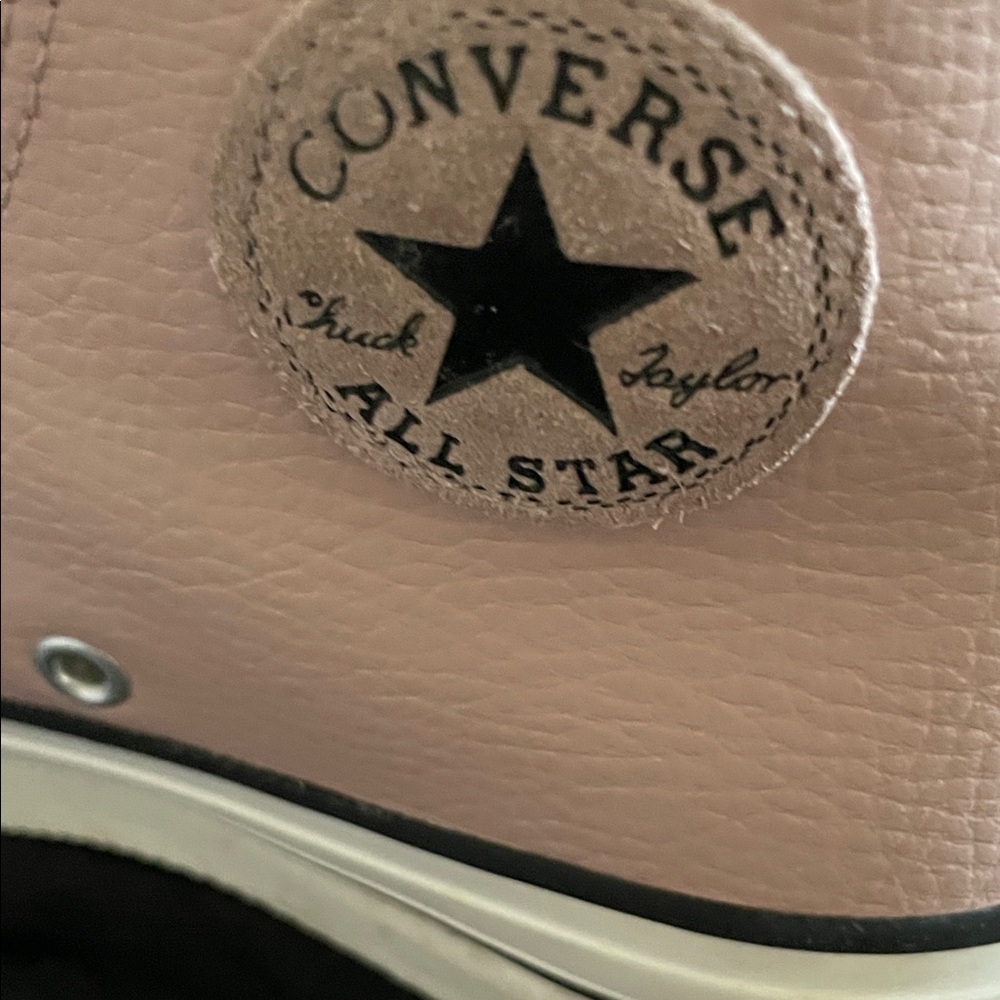 CONVERSE REAL LEATHER BIG GIRLS Sz 4 Dusty Rose Sneakers. Great condition.